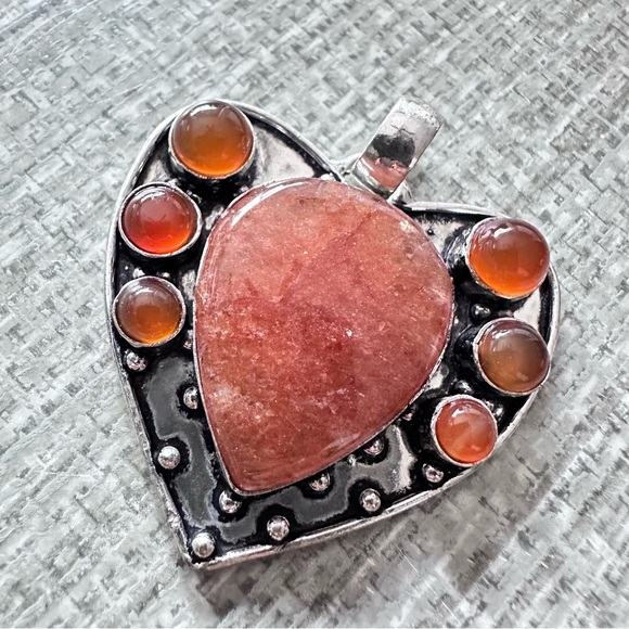 Heart Pendant Red Aventurine And Carnelian Agate Gemstones Silver Tone 3331 - Picture 1 of 9